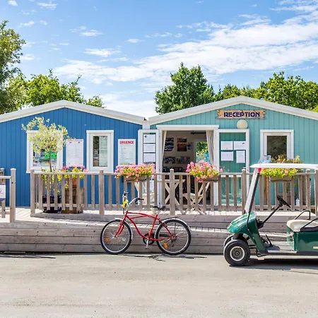 Mobil Xxl 4 - Le Domaine D'oleron Campingplads *